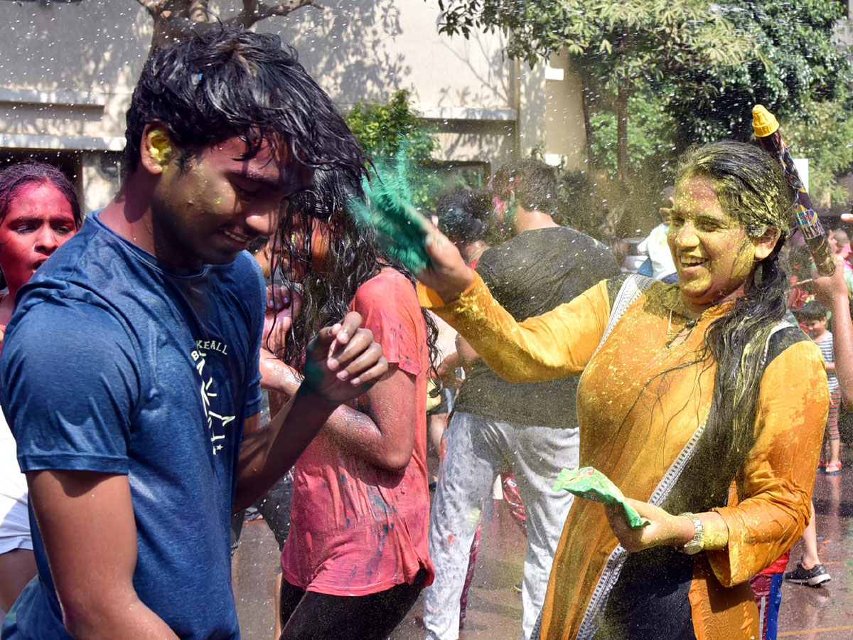 Holi Celebration in Hyderabad Photo Gallery - Sakshi31