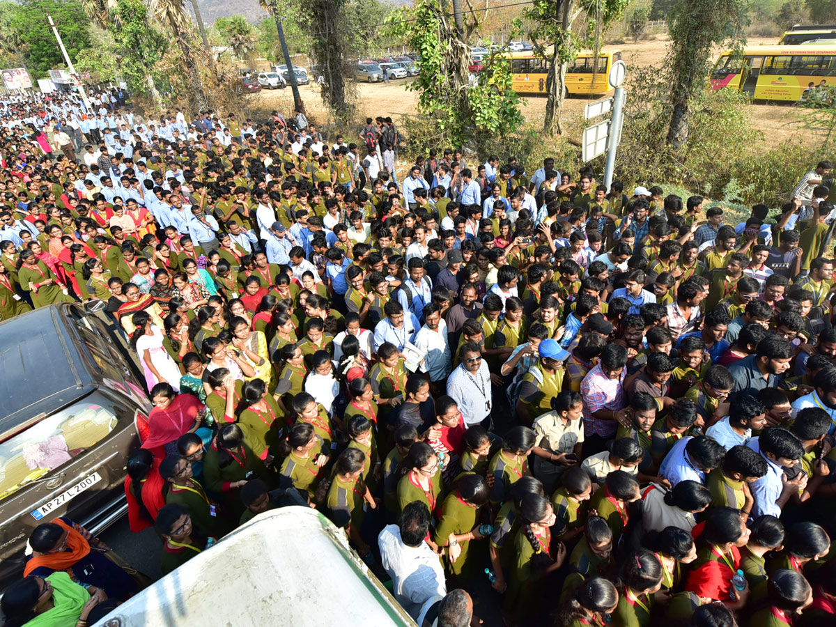 Mohan Babu Dharna Against Naidu in Tirupati  Photo Gallery - Sakshi3