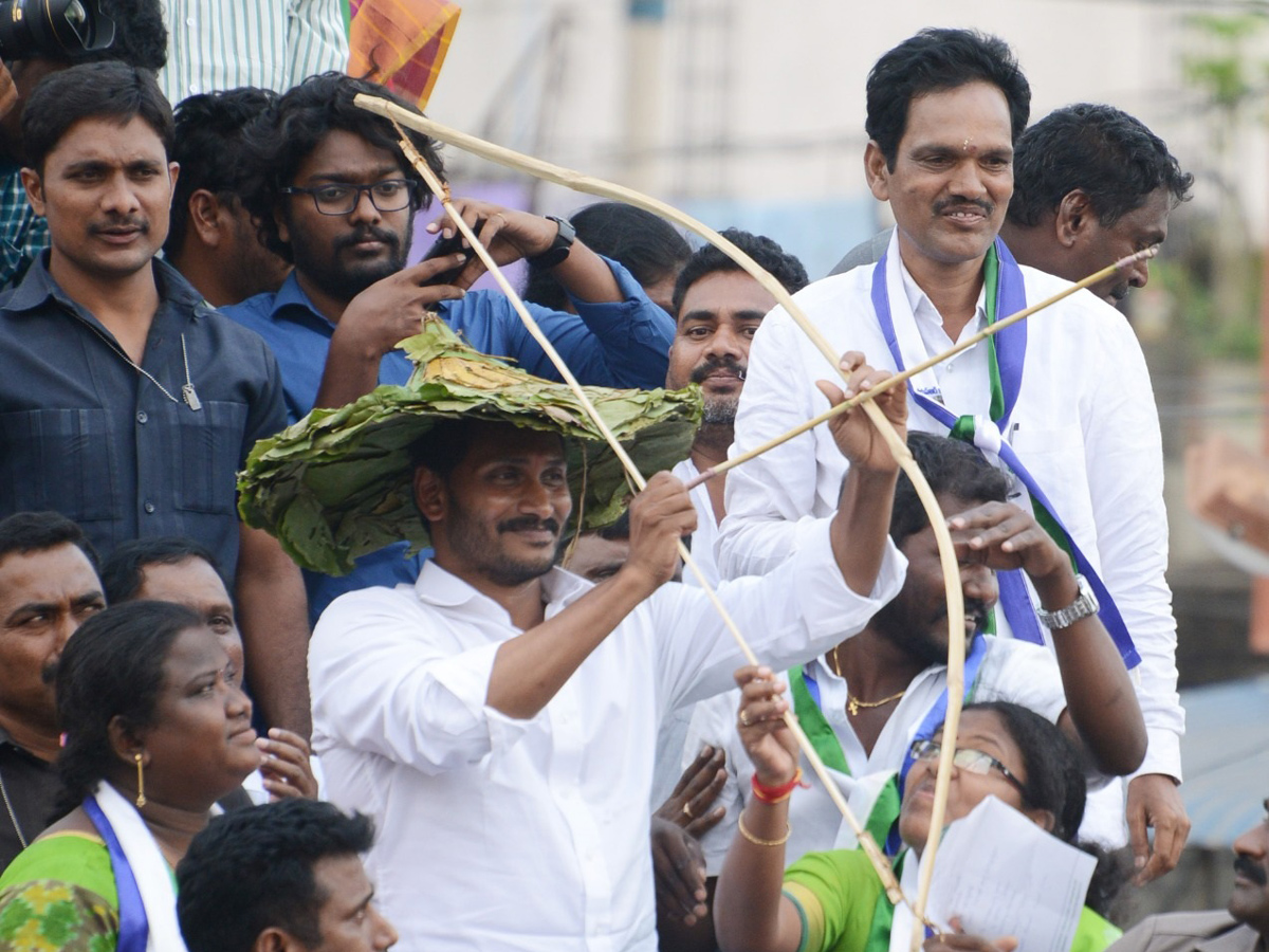 YS Jagan Election Meeting at Paderu Photo Gallery - Sakshi1