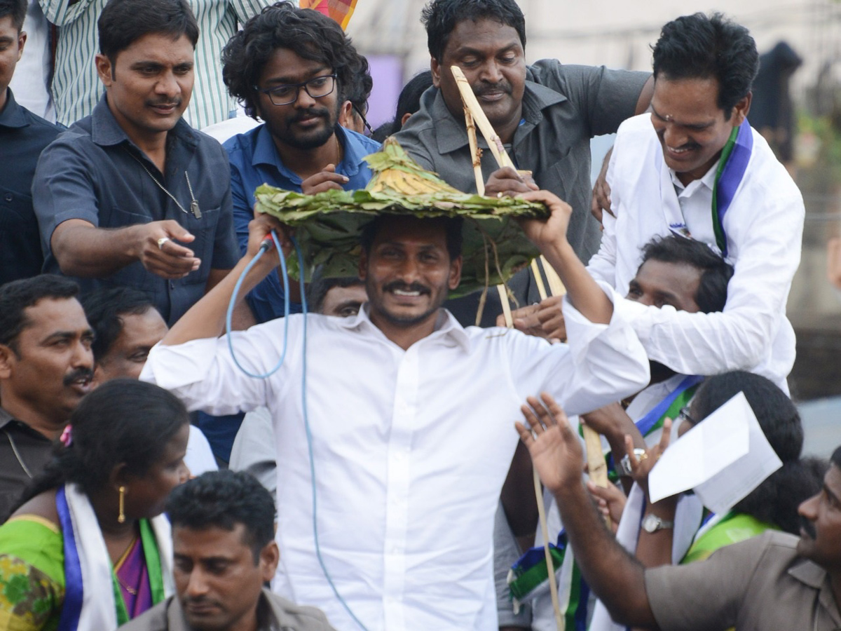 YS Jagan Election Meeting at Paderu Photo Gallery - Sakshi8