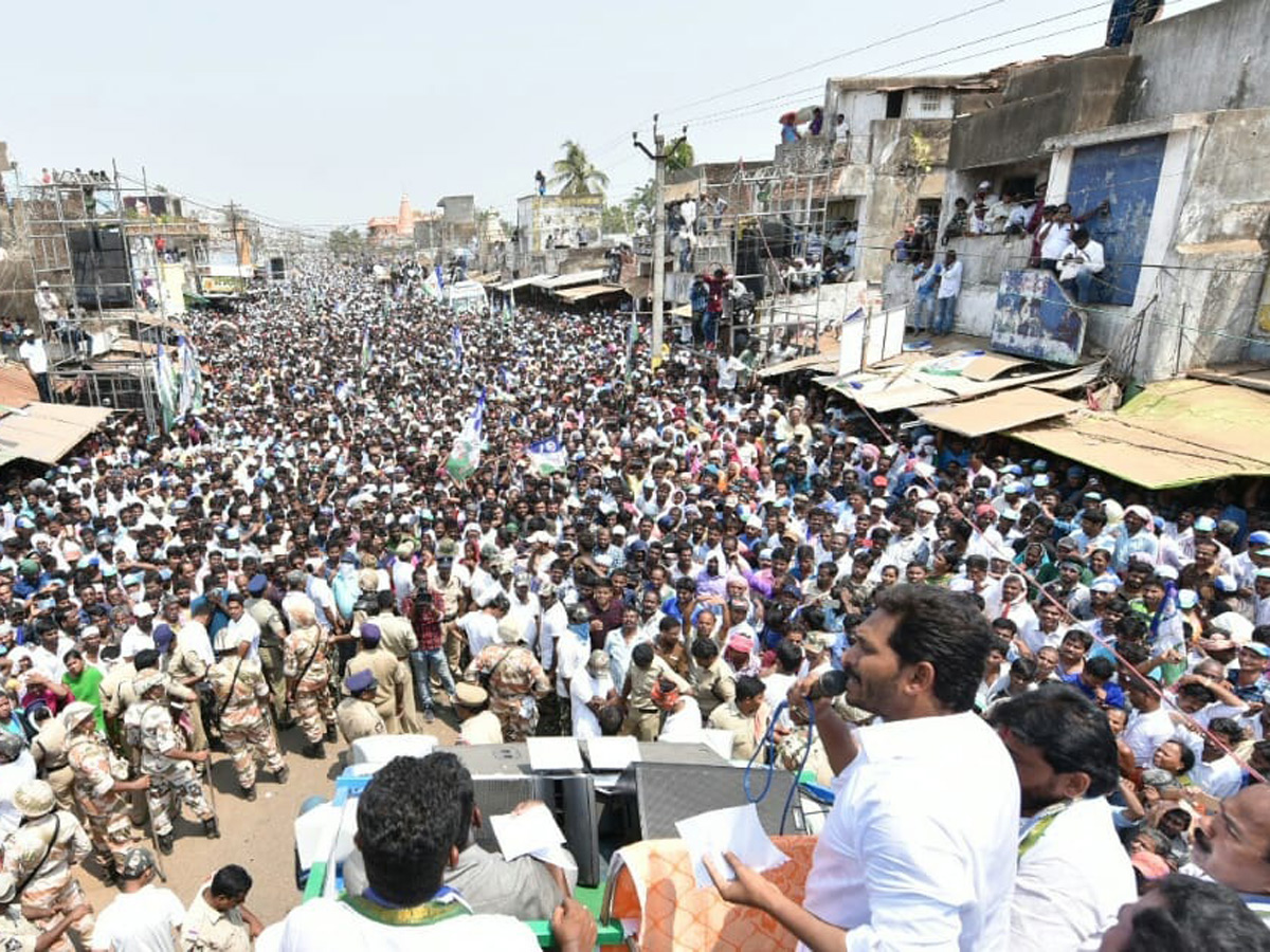 YS Jagan Election Meeting at Palasa Photo Gallery - Sakshi6