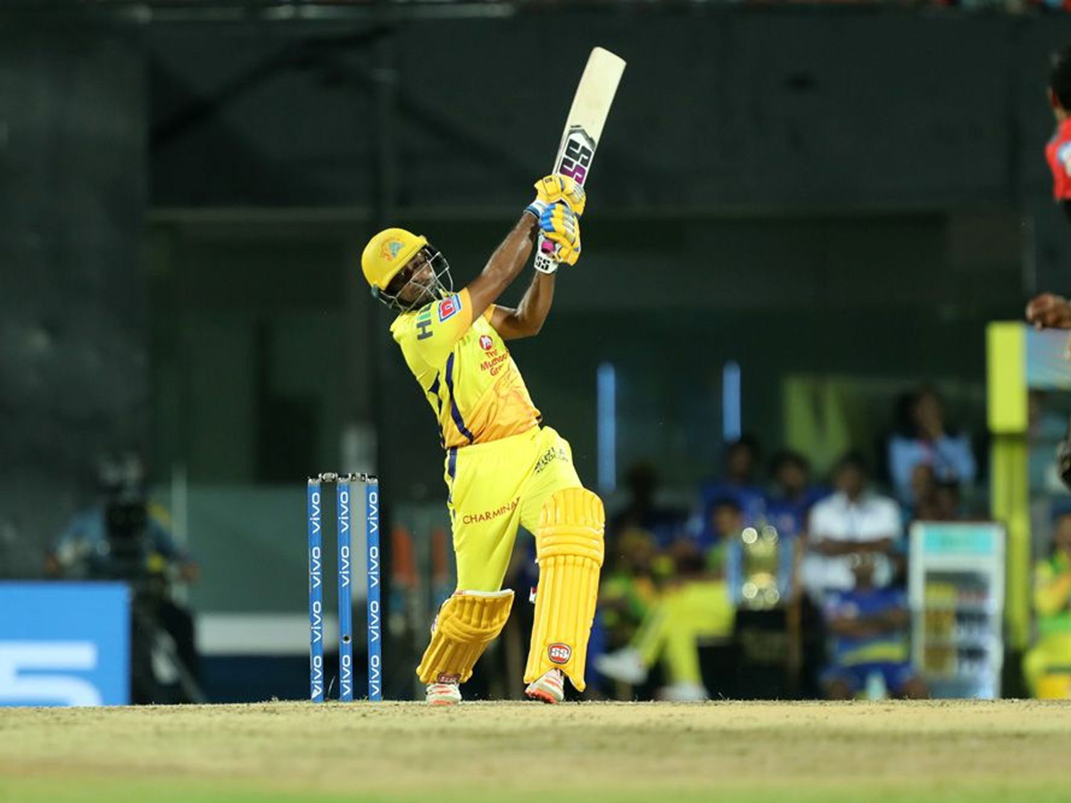 Chennai Super Kings beat Royal Challengers Bangalore by 7 wickets PHoto Gallery - Sakshi12