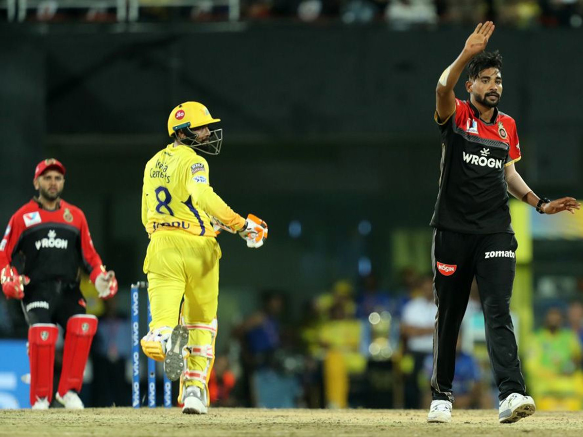 Chennai Super Kings beat Royal Challengers Bangalore by 7 wickets PHoto Gallery - Sakshi22