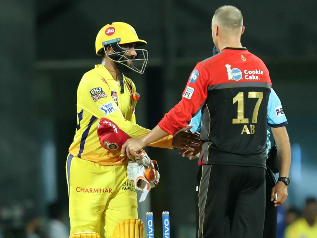 Chennai Super Kings beat Royal Challengers Bangalore by 7 wickets PHoto Gallery - Sakshi1