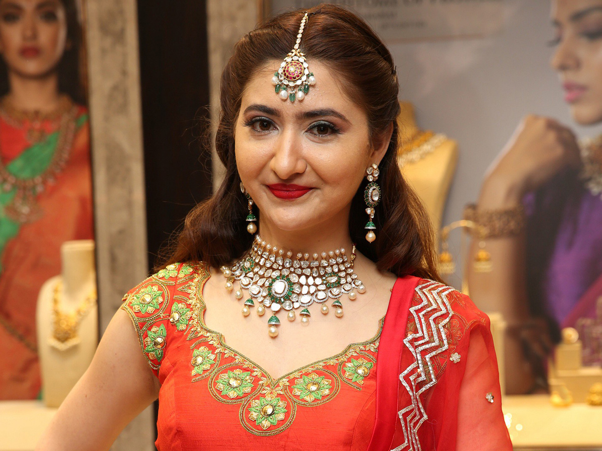 Kalasha Fine Jewels 2nd Anniversary Curtain Raiser Jewellery Fashion Show - Sakshi4