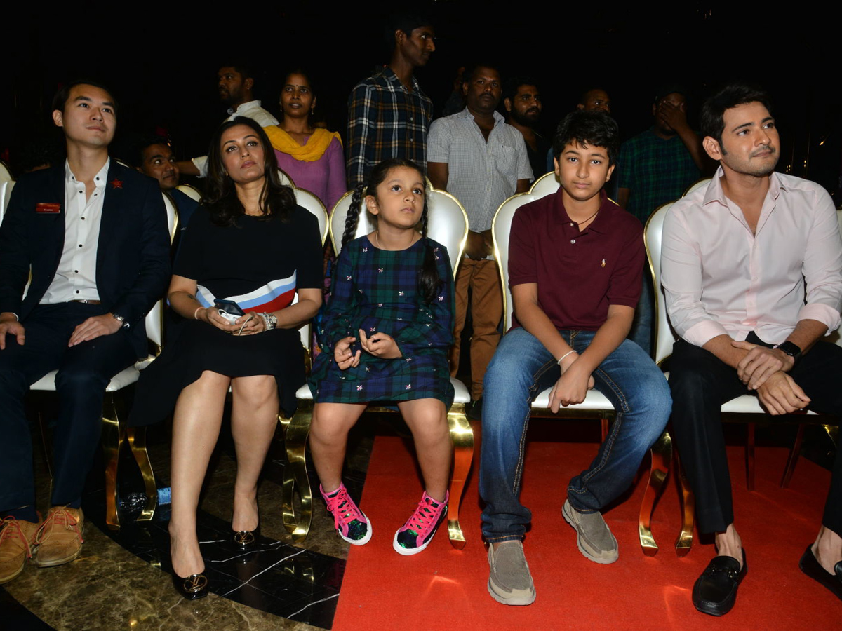 Mahesh unveils his MadameTussauds Photo Gallery - Sakshi3