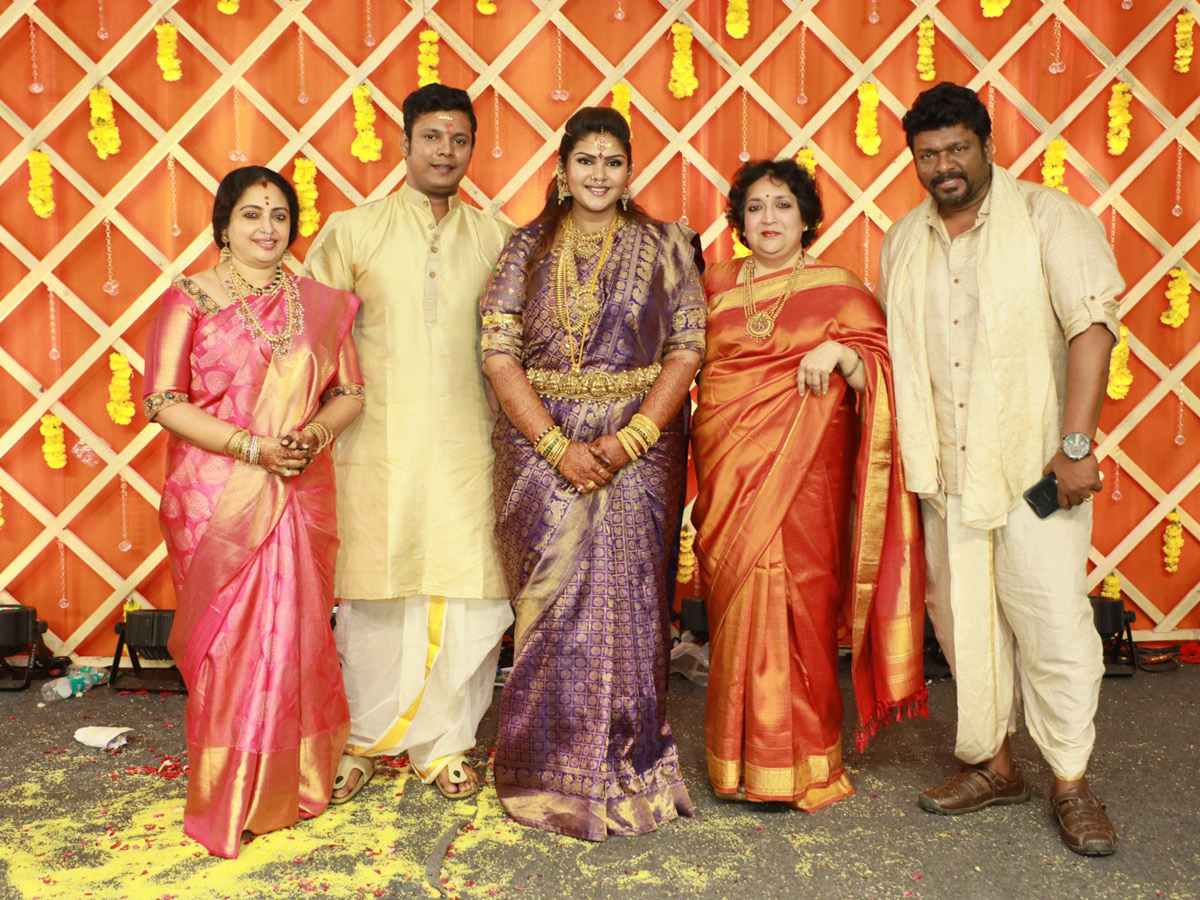 Parthiban Seetha Elder Daughter Abhinaya Wedding Photo Gallery - Sakshi4