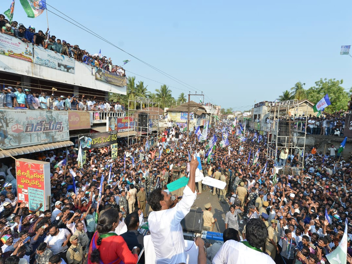 YS Jagan Speech In Mummidivaram Public Meeting Photo Gallery - Sakshi6