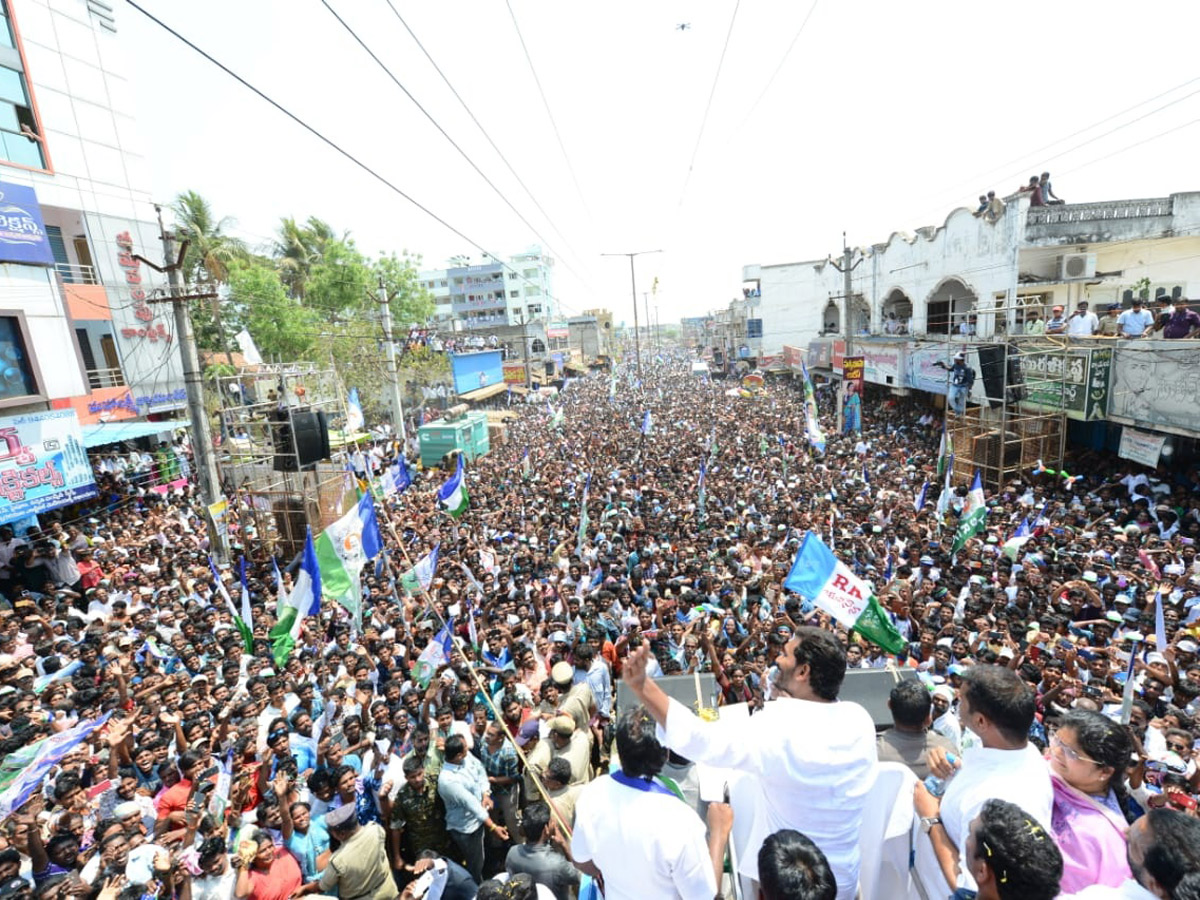 ys jagan election meeting In Chintalapudi Photo Gallery - Sakshi4