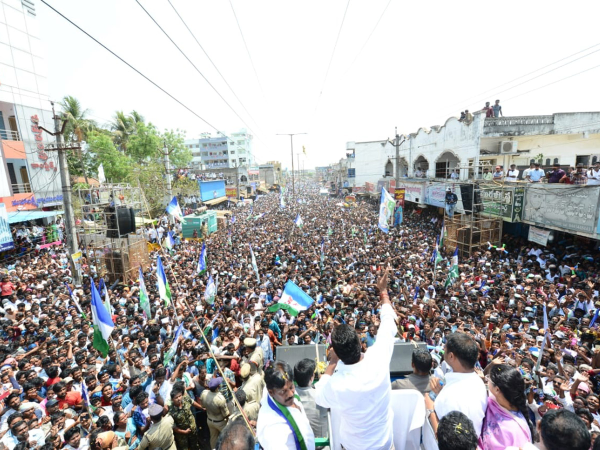 ys jagan election meeting In Chintalapudi Photo Gallery - Sakshi9