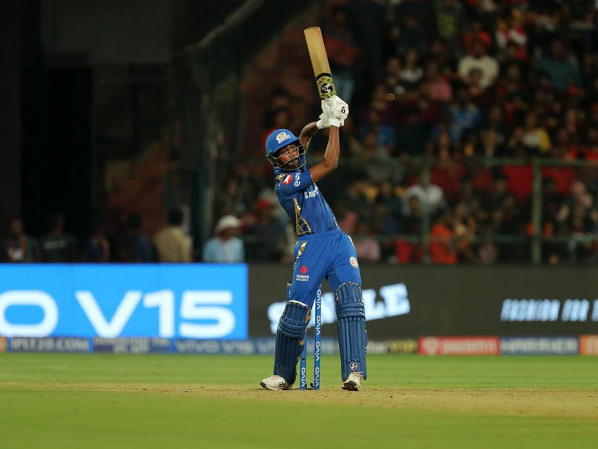 Mumbai Indians Vs Royal Challengers Bangalore Match Photo Gallery  - Sakshi4