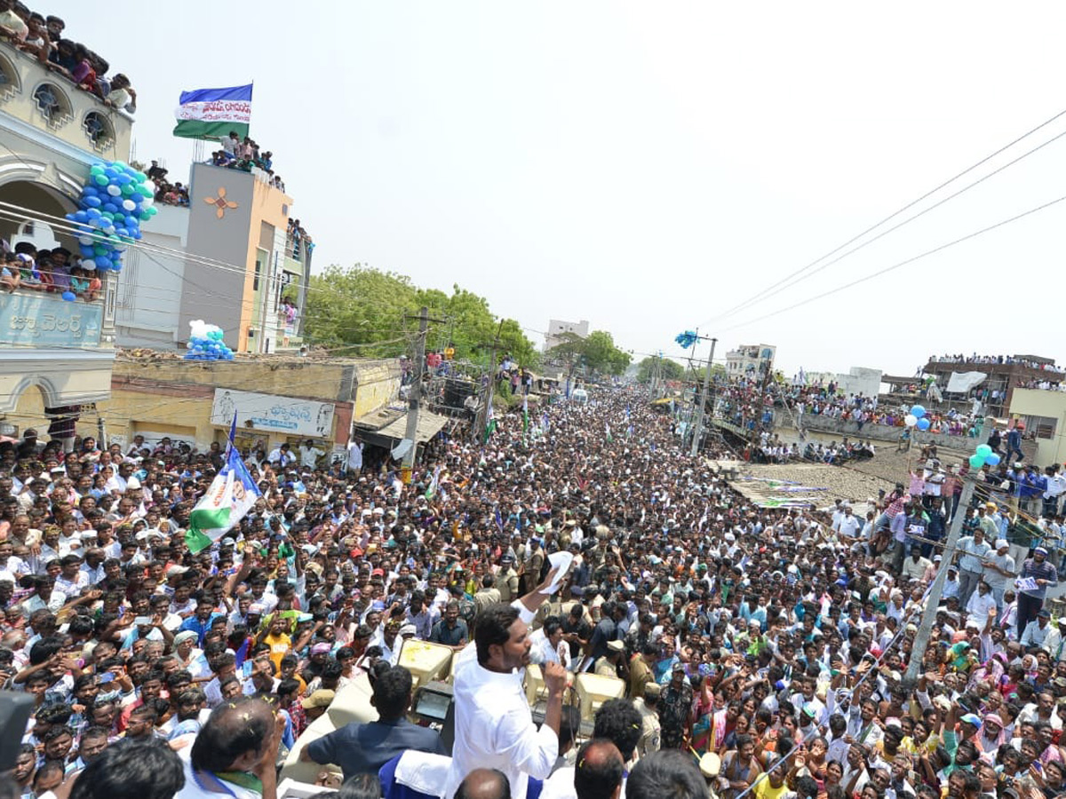 ys jagan election meeting In Prakasam District Photo Gallery - Sakshi6