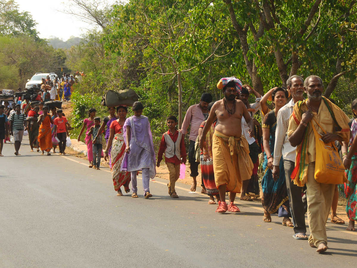 Maha Shivaratri Celebrations at Srisailam Photo Gallery - Sakshi10