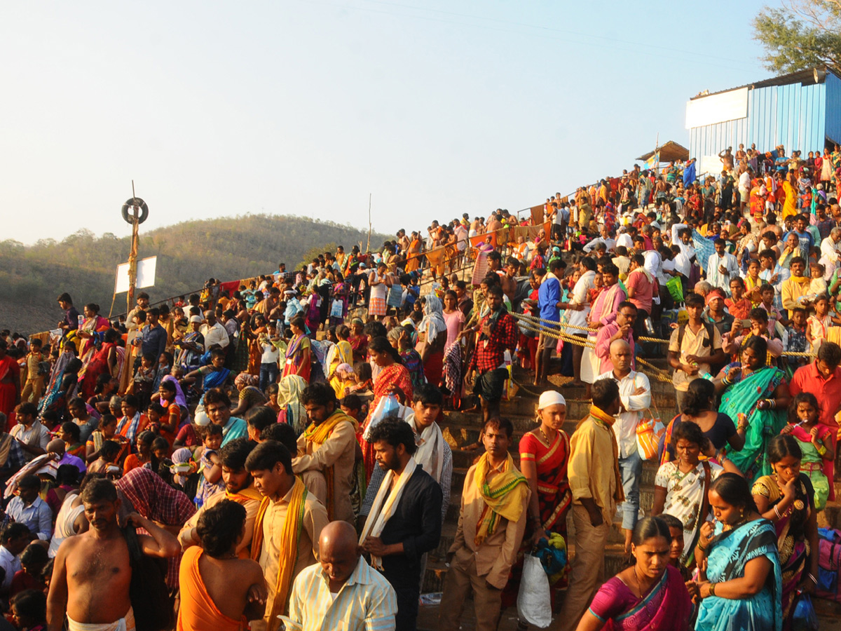 Maha Shivaratri Celebrations at Srisailam Photo Gallery - Sakshi14