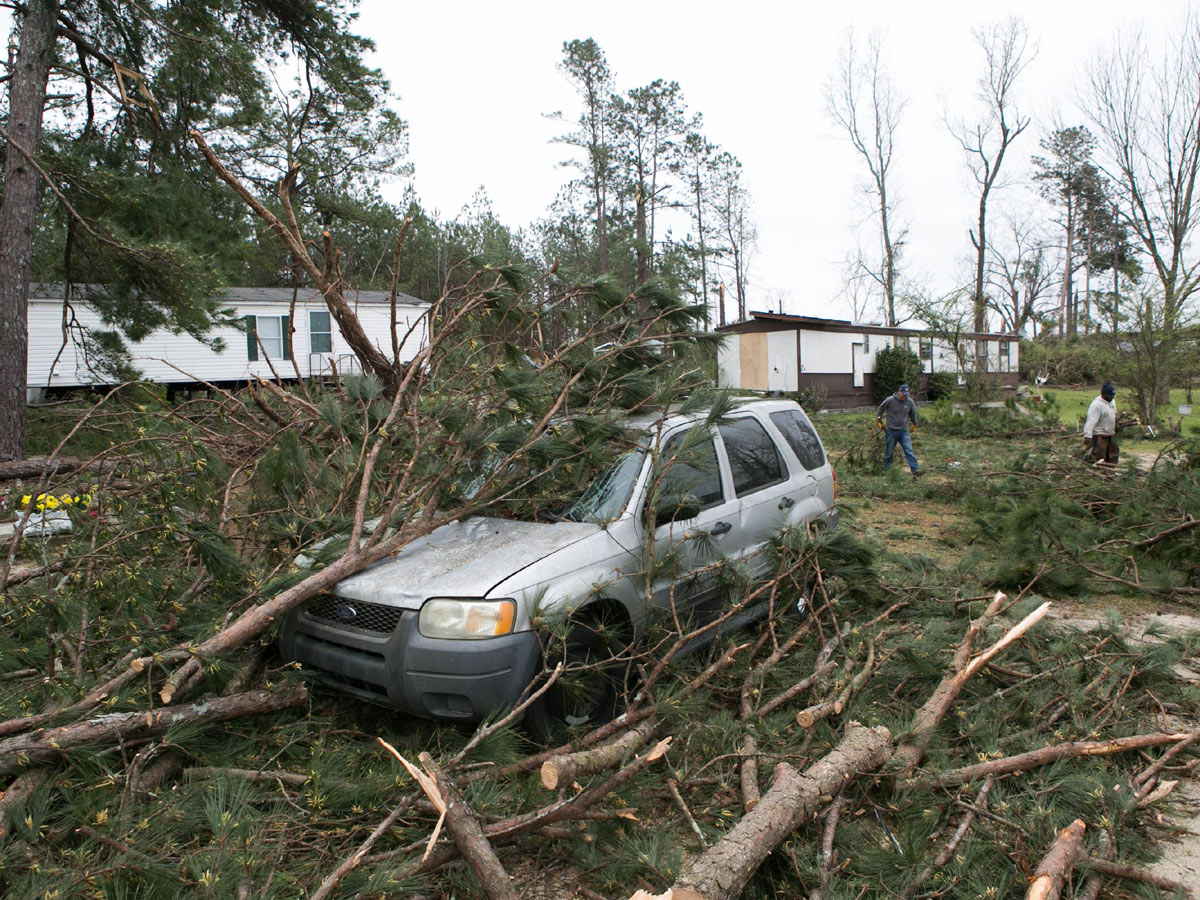 Alabama Tornadoes in Lee County Photo Gallery - Sakshi3