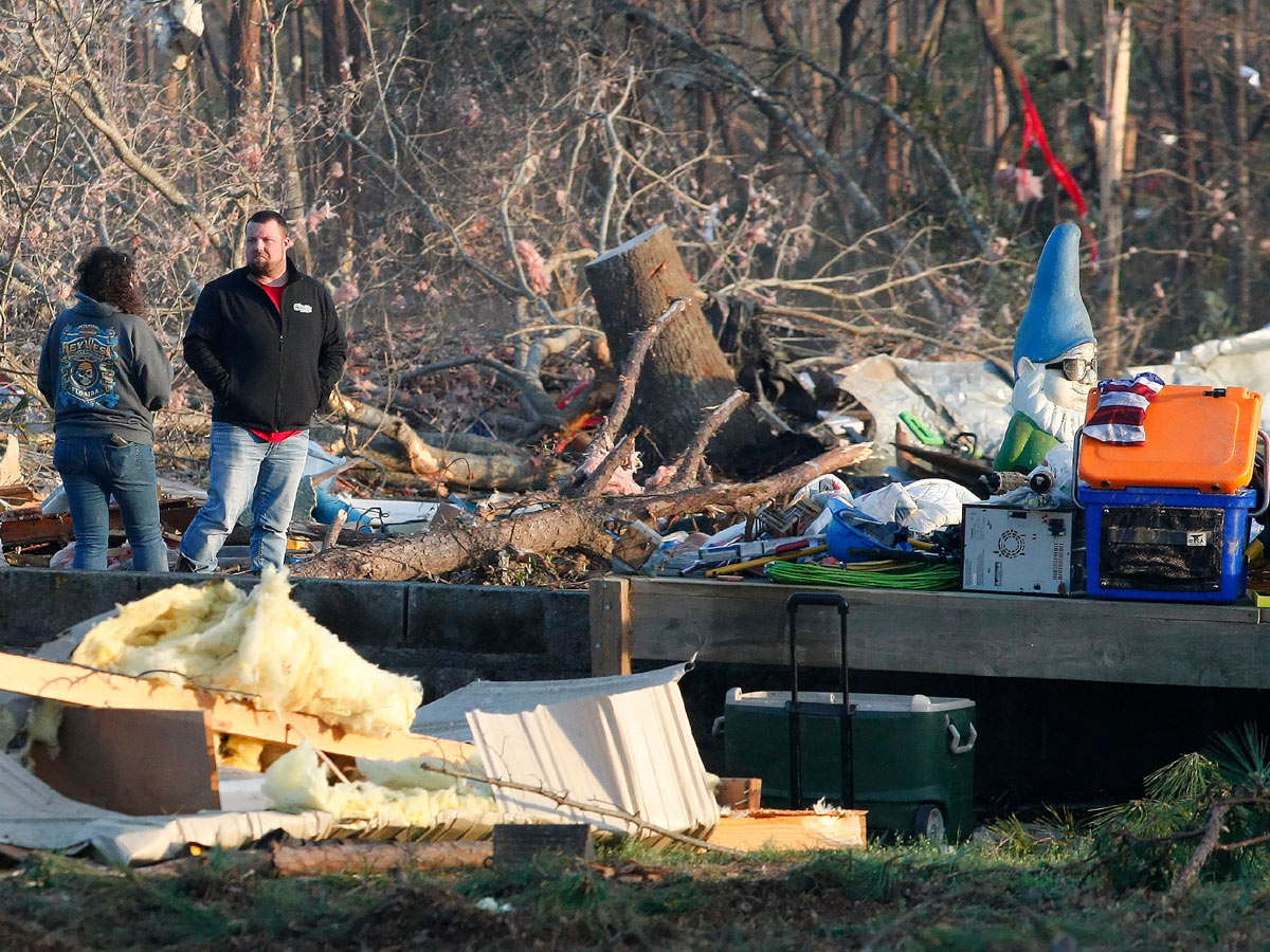 Alabama Tornadoes in Lee County Photo Gallery - Sakshi7