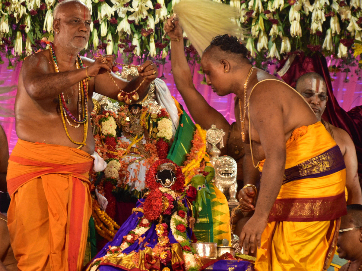 Sri Rama Navami Celebrations In Bhadrachalam - Sakshi1