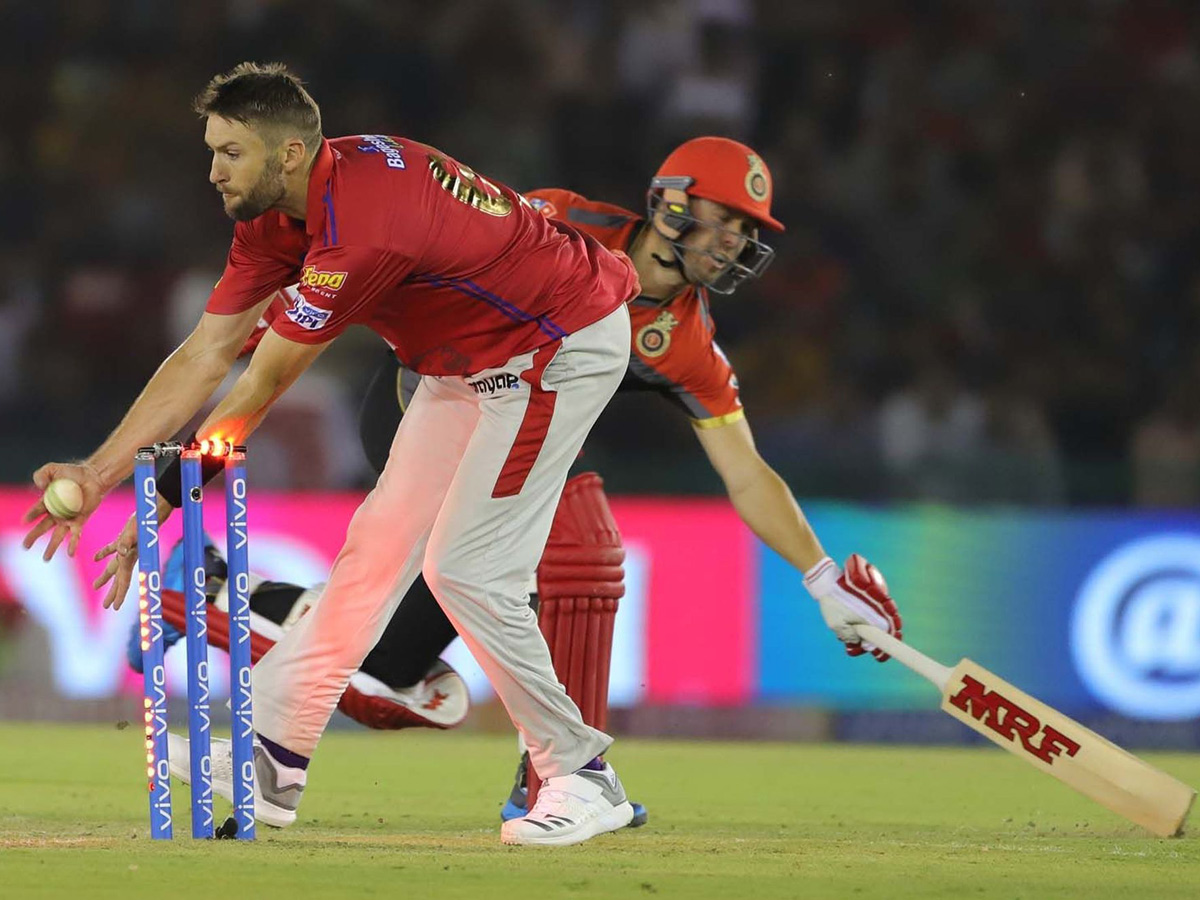 Royal Challengers Bangalore beat Kings XI Punjab for first win of the season - Sakshi12