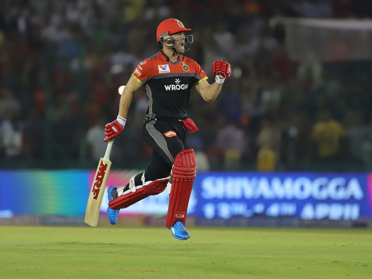 Royal Challengers Bangalore beat Kings XI Punjab for first win of the season - Sakshi14