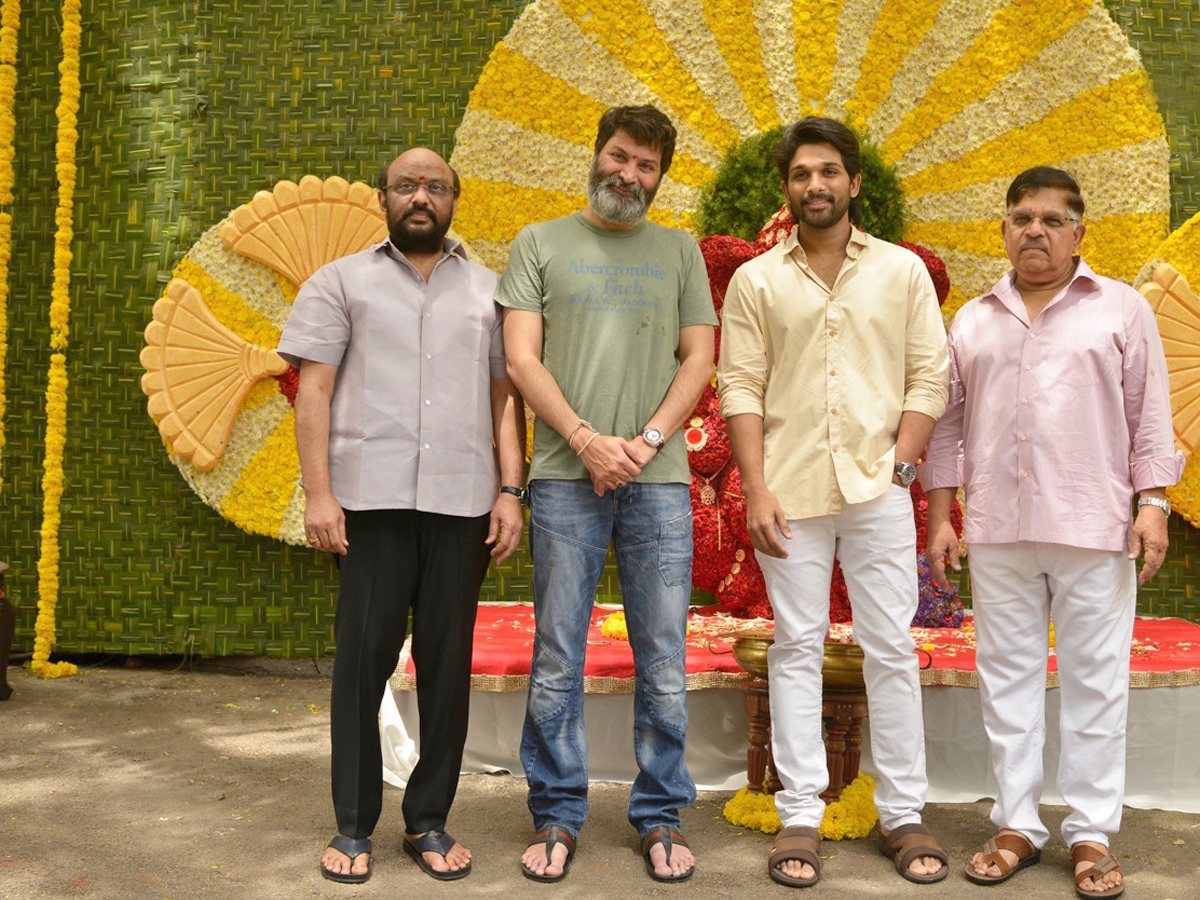 allu arjun trivikram new movie launched Photo gallery - Sakshi2