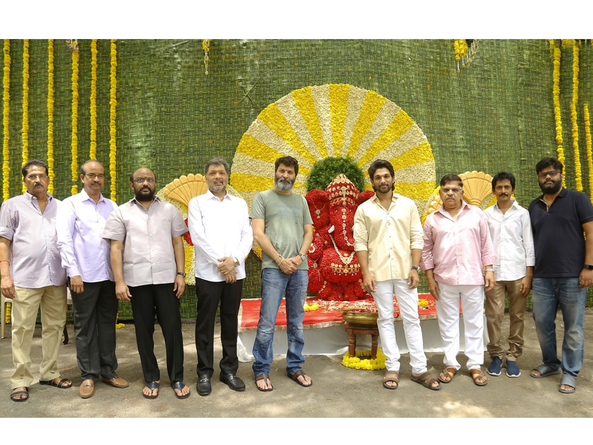 allu arjun trivikram new movie launched Photo gallery - Sakshi6