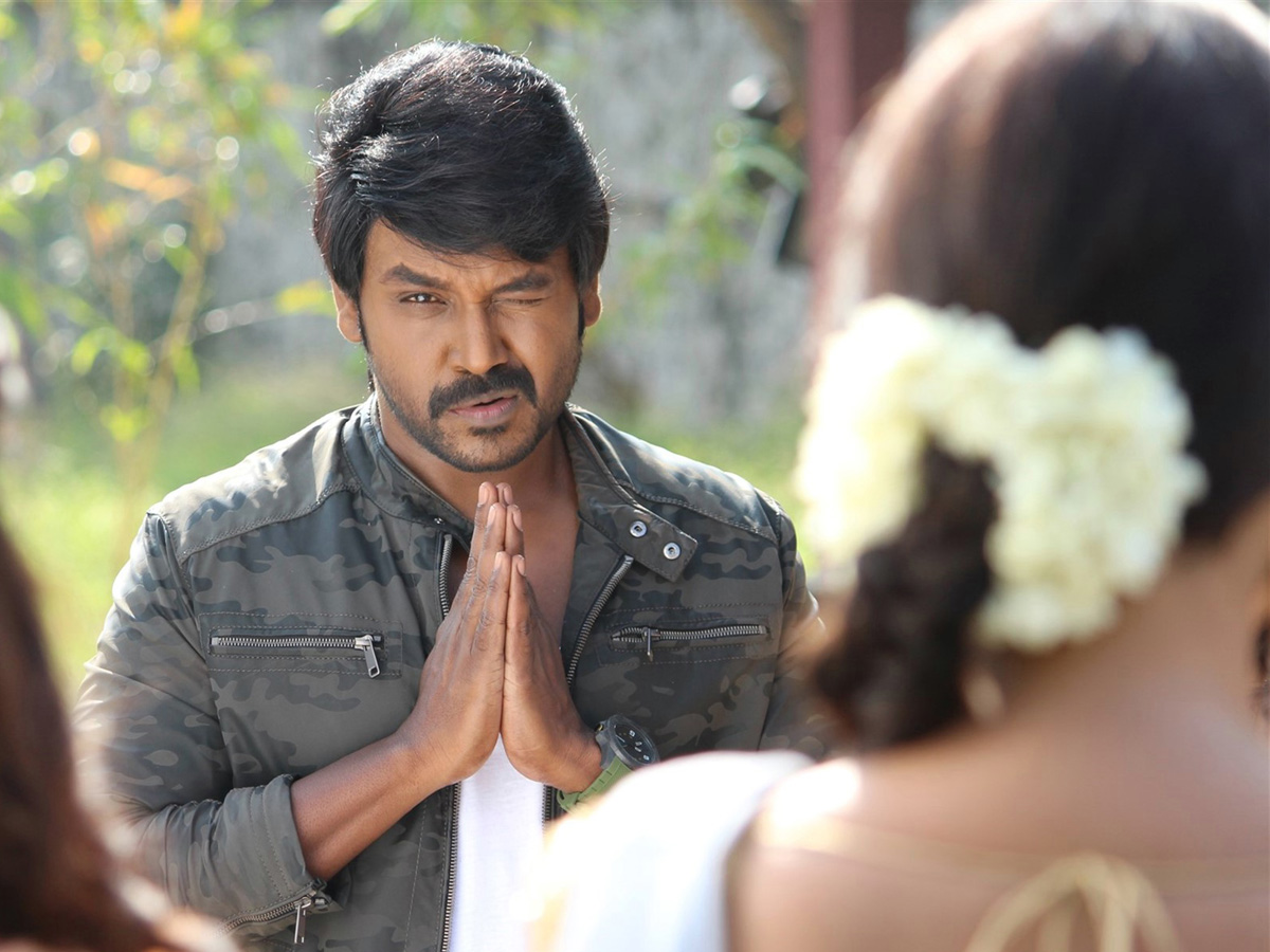 Kanchana 3 Movie Stills Photo Gallery - Sakshi7