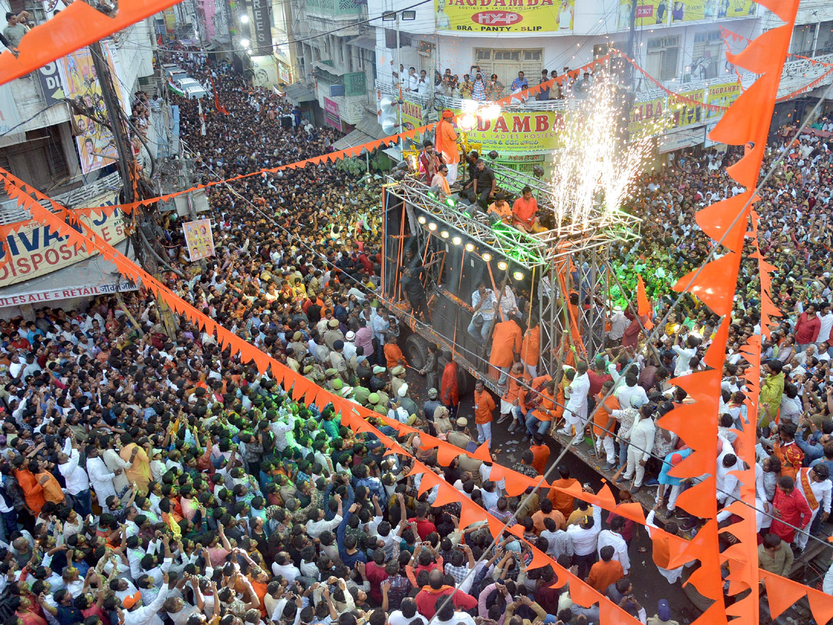 Sri Rama Navami shobha yatra at hyderabad Photo Gallery - Sakshi5