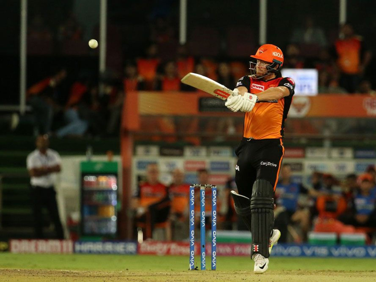 Sunrisers Hyderabad beat Chennai Super Kings by 6 Wickets Photo Gallery - Sakshi16