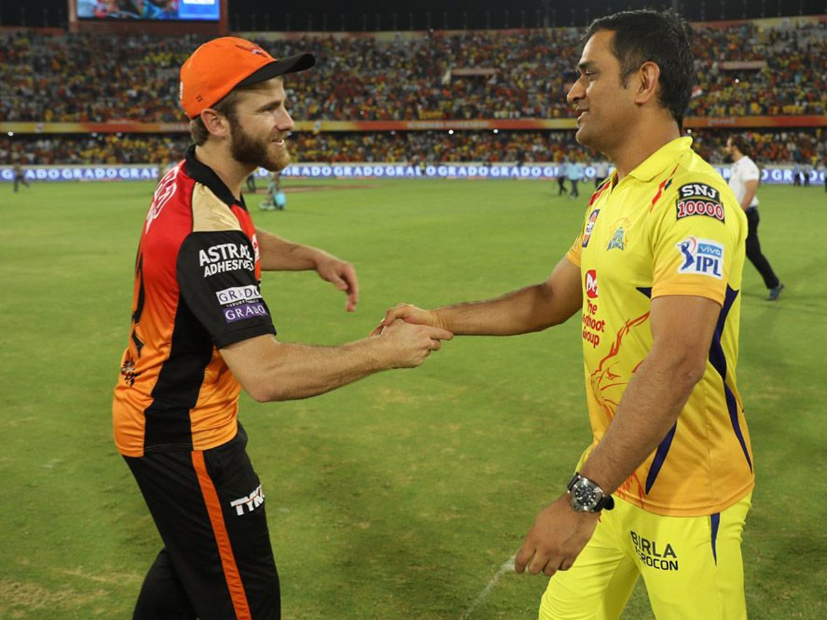 Sunrisers Hyderabad beat Chennai Super Kings by 6 Wickets Photo Gallery - Sakshi29