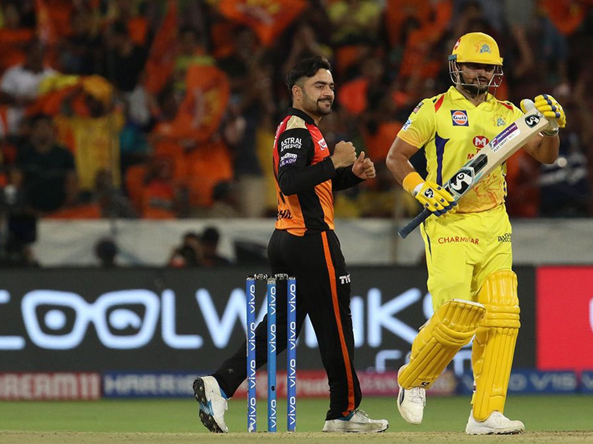 Sunrisers Hyderabad beat Chennai Super Kings by 6 Wickets Photo Gallery - Sakshi7