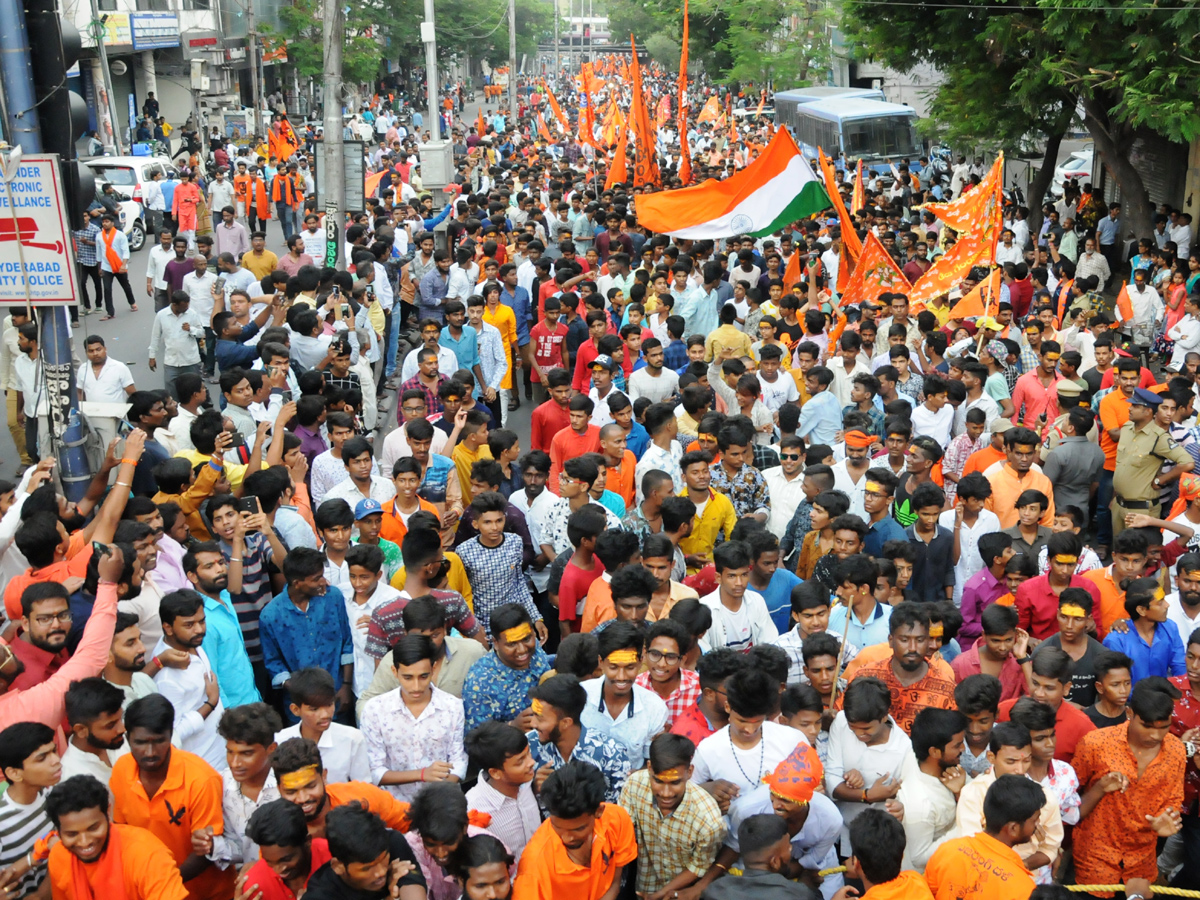 hanuman shobha yatra in hyderabad Photo Gallery - Sakshi4