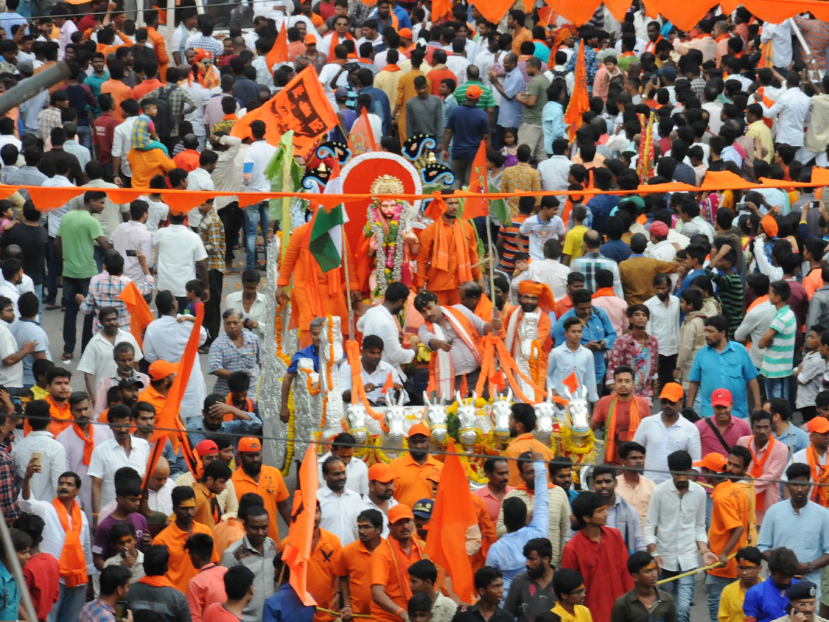 hanuman shobha yatra in hyderabad Photo Gallery - Sakshi1