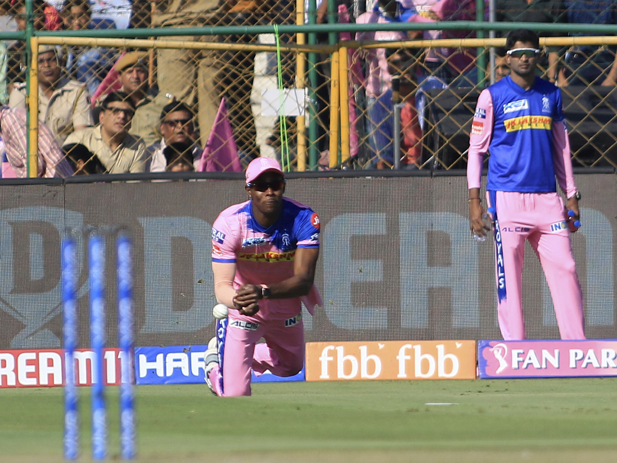 Rajasthan Royals and Mumbai Indians ipl Match photo Gallery - Sakshi11