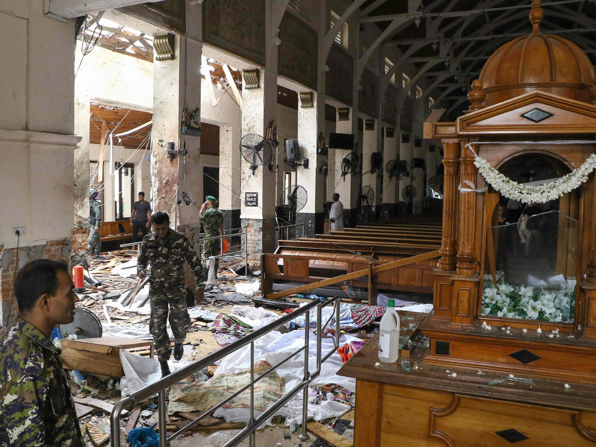 Blasts In Sri Lanka On Easter Sunday Photo Gallery - Sakshi5