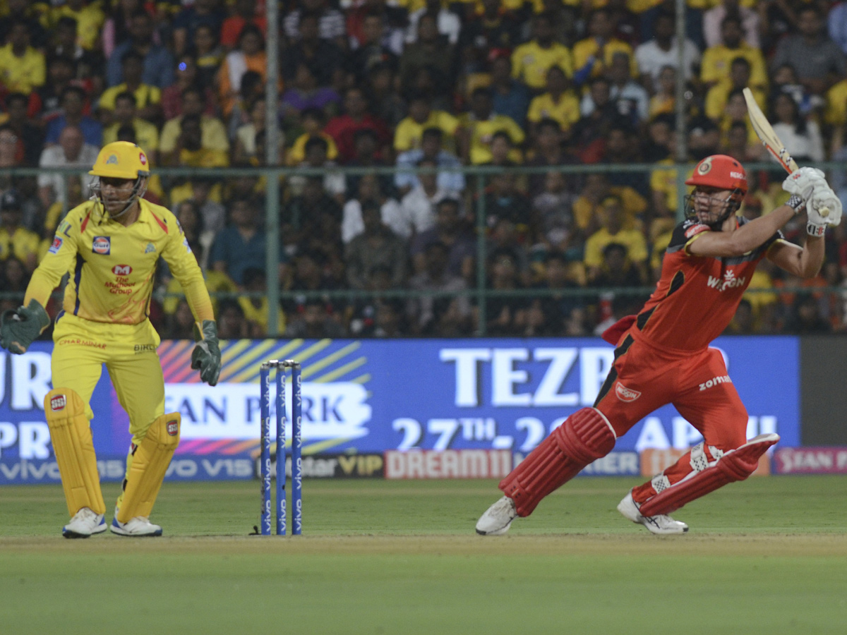 CSK Vs RCB IPL Match Photo Gallery - Sakshi18