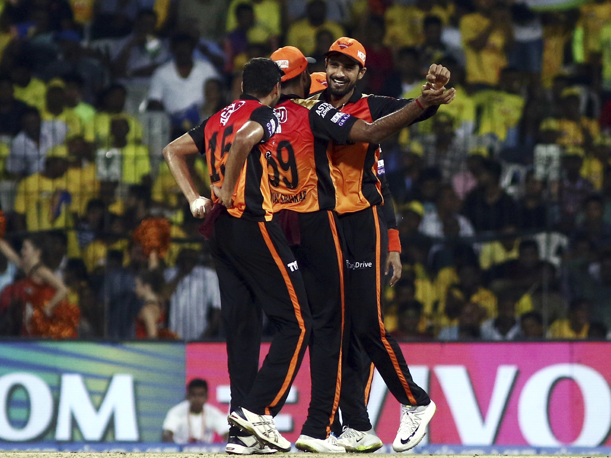 Chennai Super Kings Vs Sunrisers Hyderabad IPL Match Photo Gallery - Sakshi8