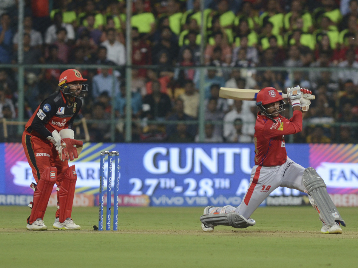 Royal Challengers Bangalore Vs Kings XI Punjab IPL Match Photo Gallery - Sakshi17