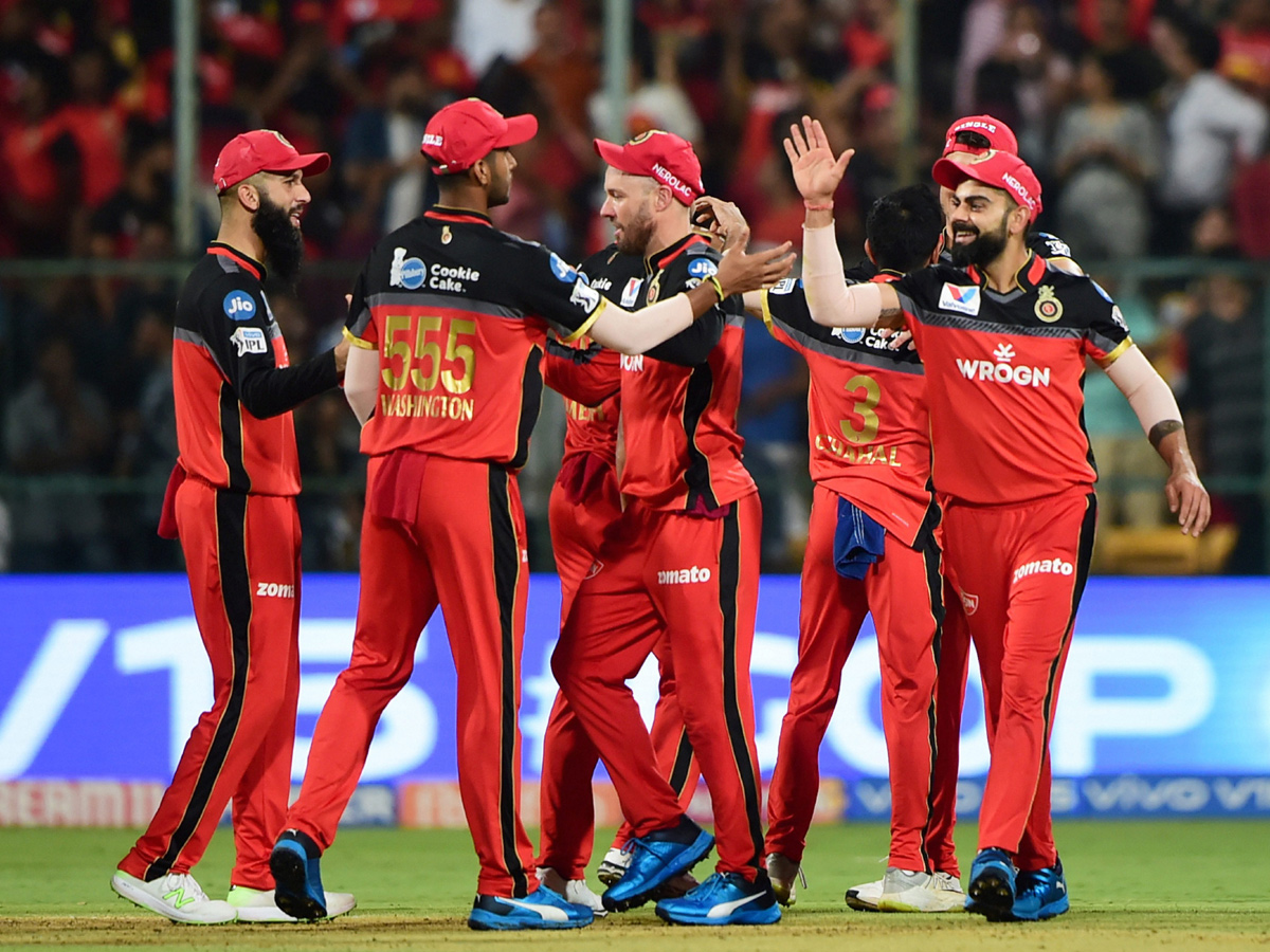 Royal Challengers Bangalore Vs Kings XI Punjab IPL Match Photo Gallery - Sakshi19