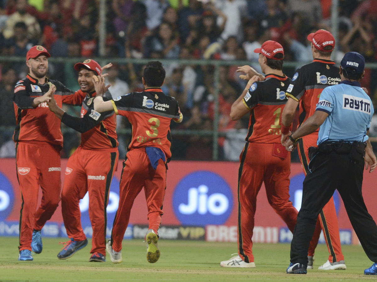 Royal Challengers Bangalore Vs Kings XI Punjab IPL Match Photo Gallery - Sakshi20