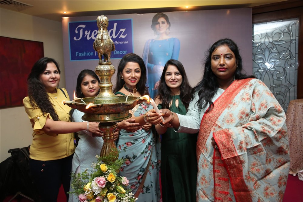 Actress Navya Swamy Inaugurated Trendz Expo Taj Krishna Photos - Sakshi7