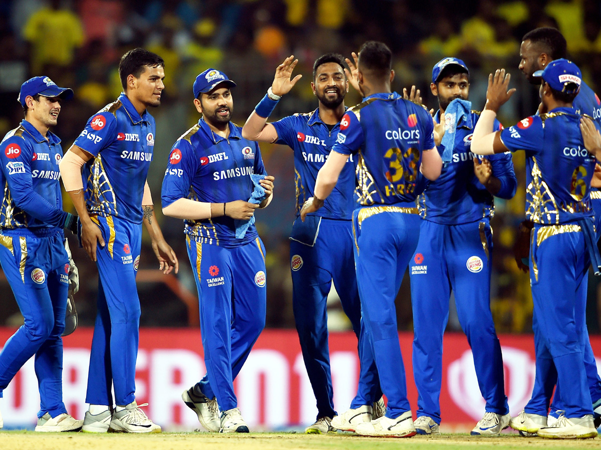 Chennai Super Kings Vs Mumbai Indians IPL Match Photo Gallery - Sakshi1