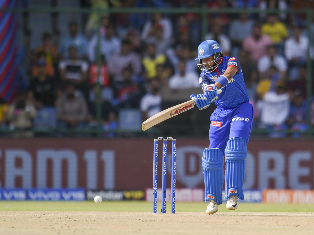 Delhi Capitals  win by 16 runs, qualify for playoffs Photo Gallery - Sakshi26