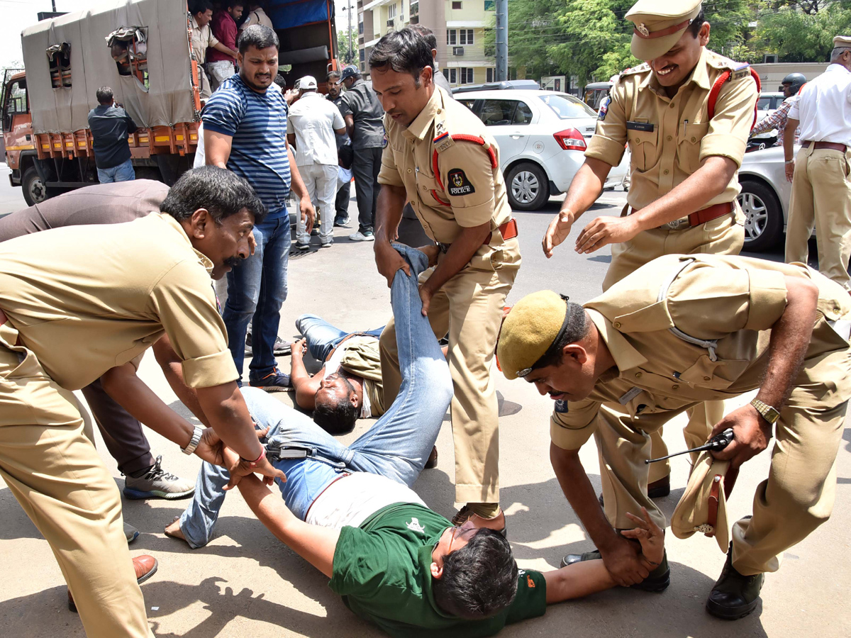 All Party Leaders to Hold Protest at Inter Board Office Photo Gallery - Sakshi22