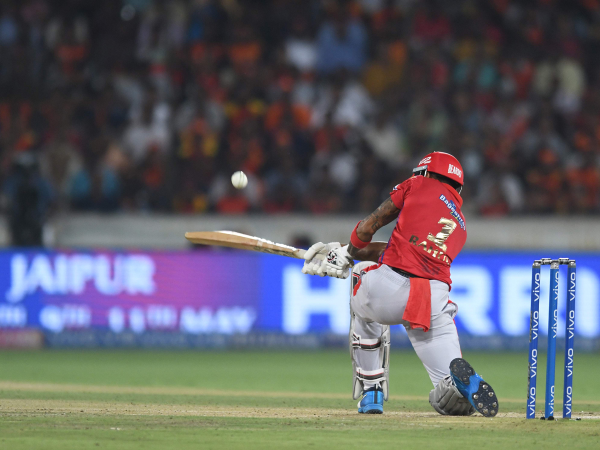 Sunrisers Hyderabad beats Kings XI Punjab by 45 runs Photo Gallery - Sakshi15