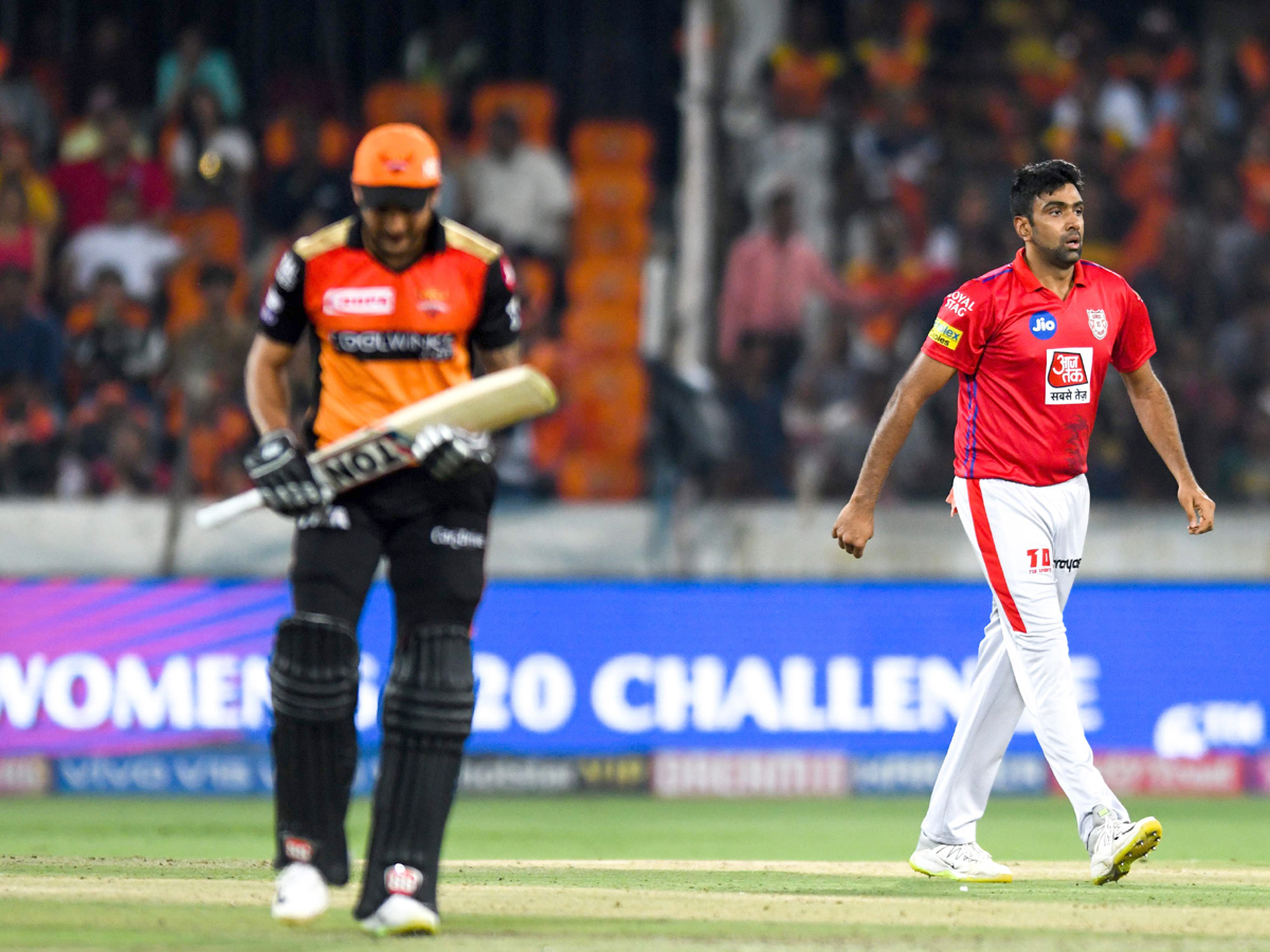 Sunrisers Hyderabad beats Kings XI Punjab by 45 runs Photo Gallery - Sakshi3