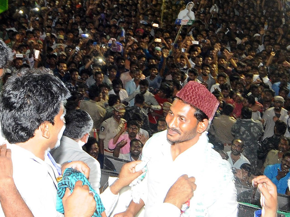 Ys Jagan Election Meeting In Hindupur Photo Gallery - Sakshi19