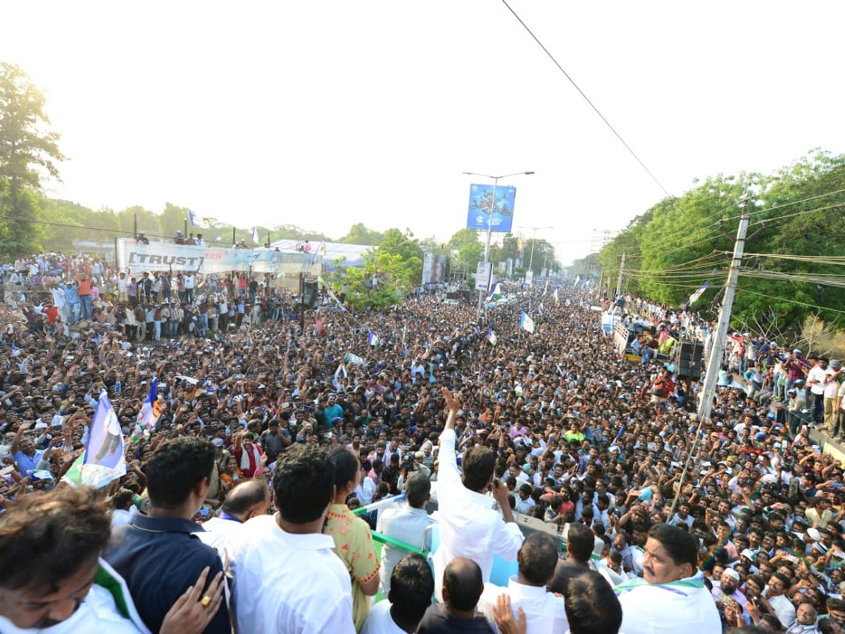 ys jagan election meeting In Guntur Photo Gallery - Sakshi7