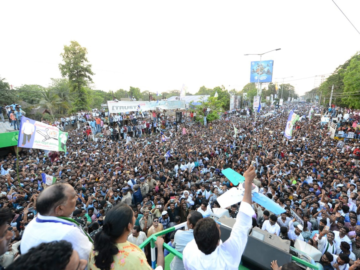 ys jagan election meeting In Guntur Photo Gallery - Sakshi8