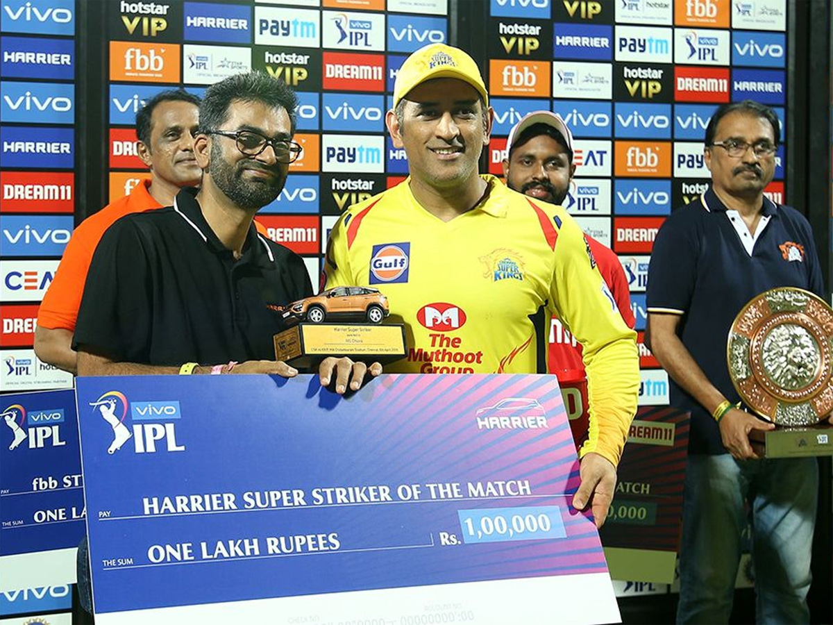 Chennai Super Kings return to winning ways against Kings XI Punjab Photo Gallery - Sakshi2