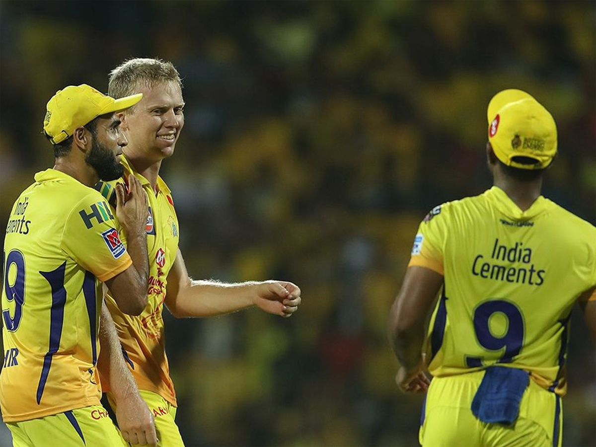 Chennai Super Kings return to winning ways against Kings XI Punjab Photo Gallery - Sakshi12